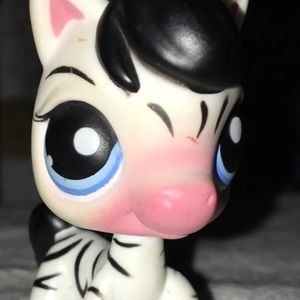 Meet your Posher, Mia